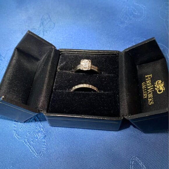 Engagement Diamond Ring - Picture 2 of 7